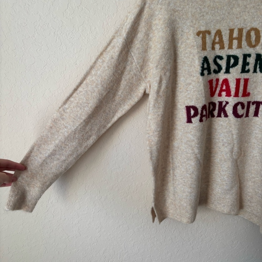 Lou & Grey | Women's Soft Cozy Ski City Sweater Size Small NWT Aspen Vail Tahoe - Picture 4 of 9